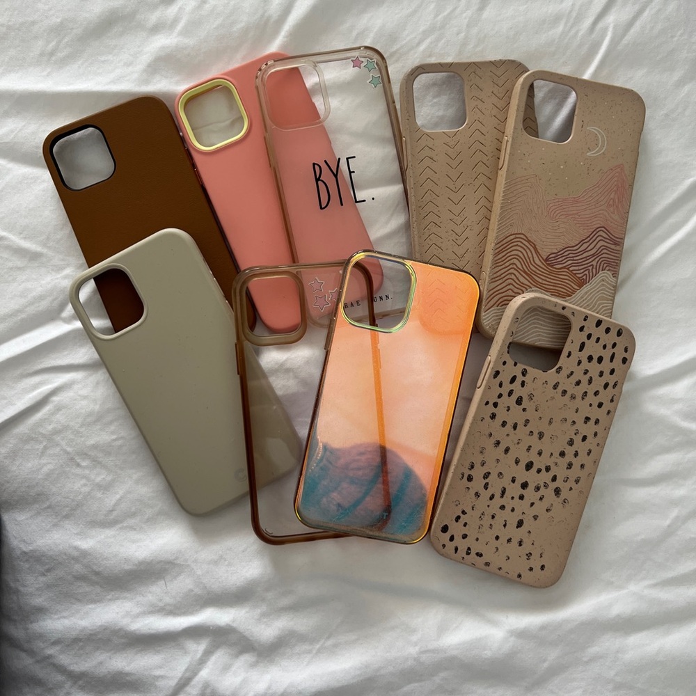 Bundle of iPhone 12 Pro Cases ( 3 of them are Pela)